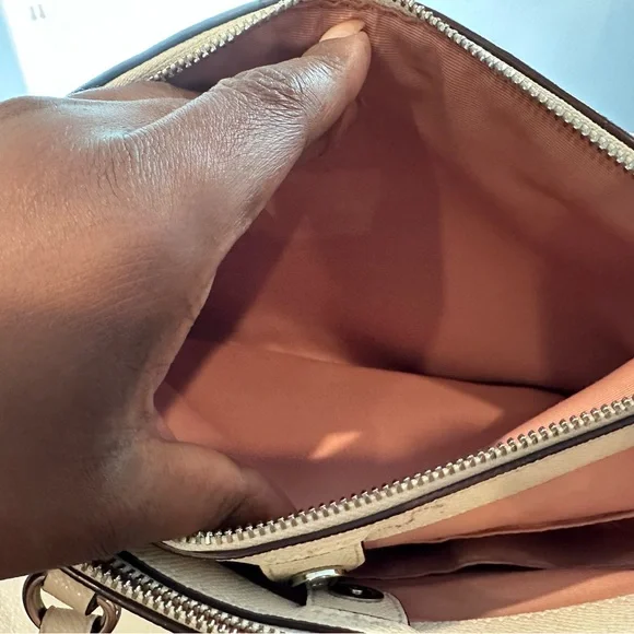 Coach bag *make me an offer!!! - Picture 7 of 10